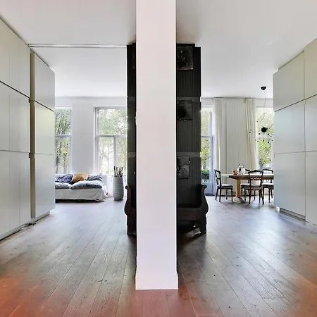 Frans - Free Parking