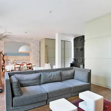 Villa Frans - Free Parking Haag