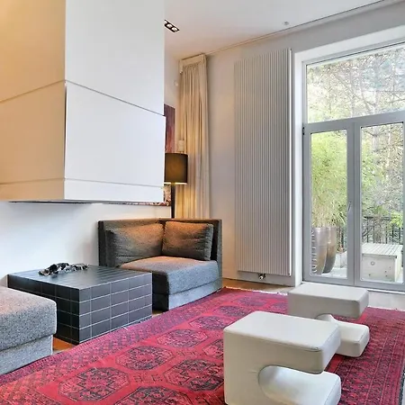 Villa Frans - Free Parking Haag