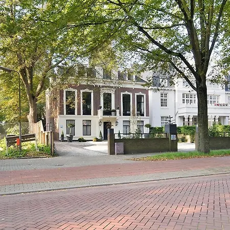 Villa Frans - Free Parking The Hague