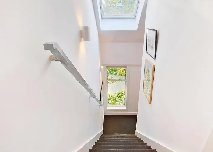 Frans - Free Parking Villa *