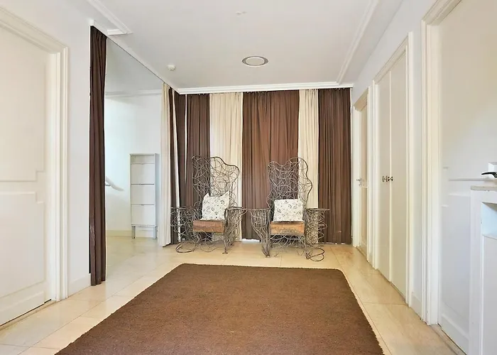 Villa Frans - Free Parking *